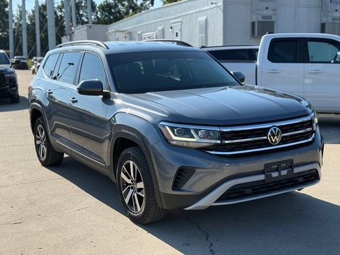 Used 2021 Volkswagen Atlas SE FWD image 4