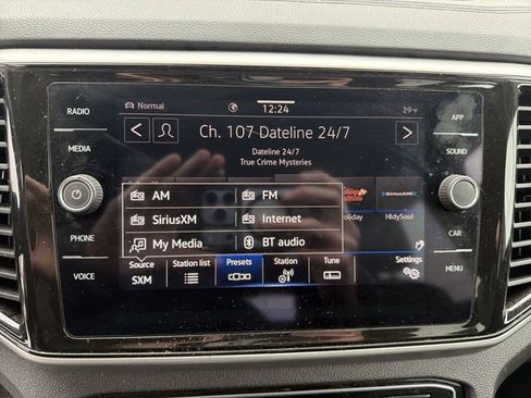 Used 2023 Volkswagen Atlas SE image 18