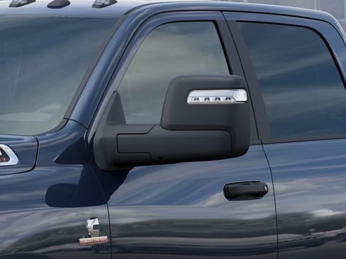 New 2025 RAM 2500 Big Horn AWD/4WD image 24