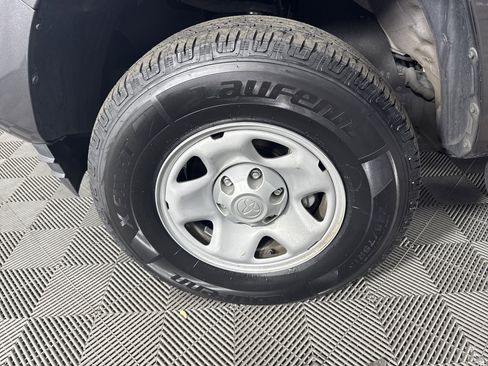 Used 2021 Toyota Tacoma SR5 image 11