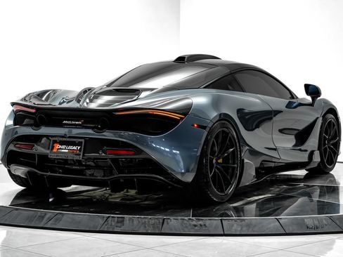 Used 2018 McLaren 720S Performance RWD image 9