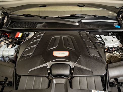 Certified 2021 Porsche Cayenne Turbo AWD/4WD image 58