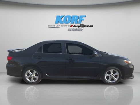 Used 2011 Toyota Corolla S image 4