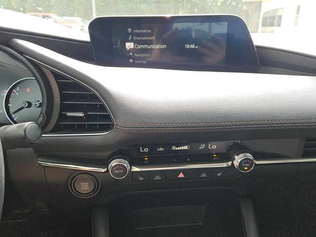 Used 2023 MAZDA MAZDA3 s FWD image 18