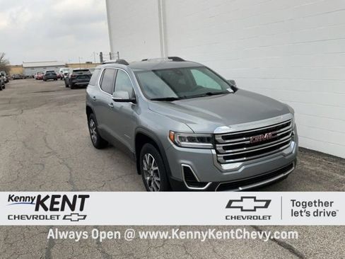 Certified 2023 GMC Acadia SLE w/ Driver Convenience Package image 1