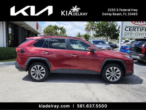 Used 2021 Toyota RAV4 Limited AWD/4WD image 2