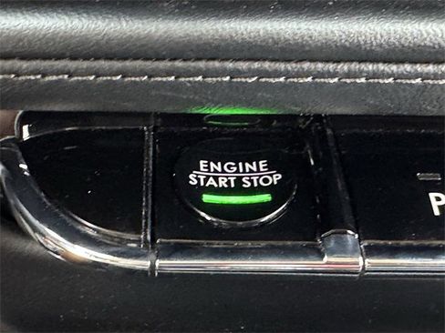 Used 2022 Lincoln Nautilus Reserve w/ Equipment Group 201A image 21