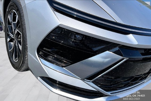 Used 2025 Hyundai Sonata SEL FWD image 32