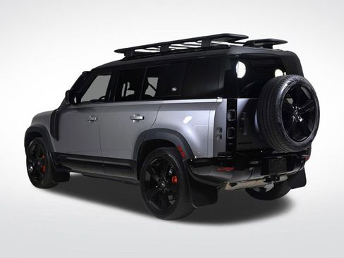 Used 2023 Land Rover Defender 110 X image 3