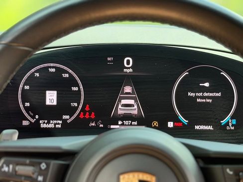 Used 2024 Porsche Cayenne S AWD/4WD image 46