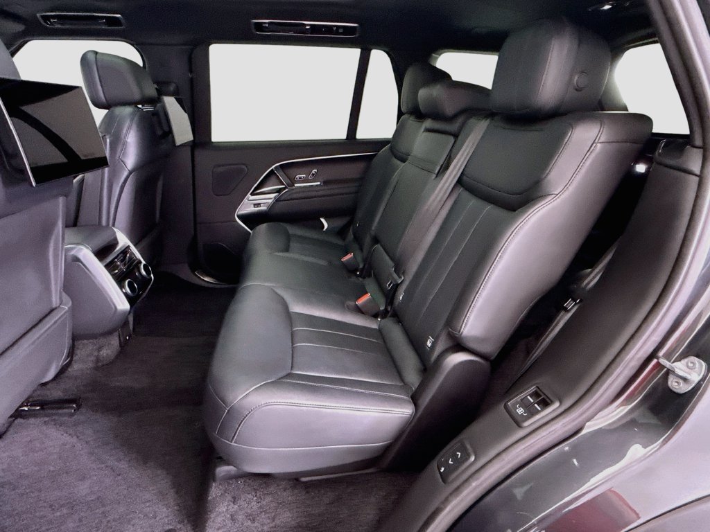 Used 2023 Land Rover Range Rover Long Wheelbase Autobiography AWD/4WD image 20