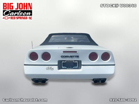 Used 1989 Chevrolet Corvette Convertible RWD image 12