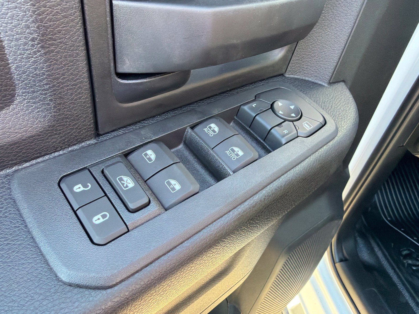 New 2027 RAM 4500 Tradesman AWD/4WD image 15