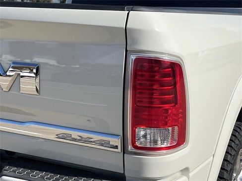 Used 2016 RAM 2500 Limited image 7