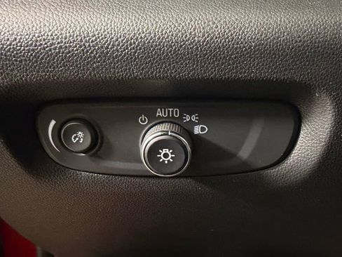 Used 2024 Chevrolet Traverse RS AWD/4WD image 19