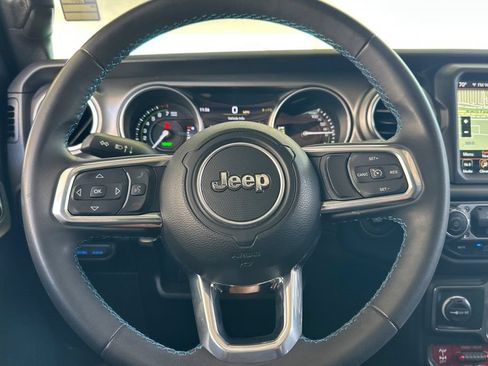 Used 2023 Jeep Wrangler Unlimited Rubicon 4xe AWD/4WD image 27