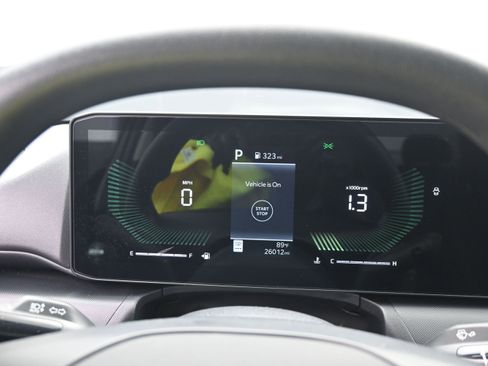 Used 2025 Kia K4 FWD image 21
