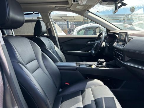 Used 2023 Nissan Rogue SV w/ SV Premium B Package FWD image 36