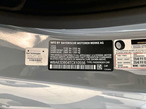 Used 2026 BMW M440i Convertible w/ Premium Package RWD image 29