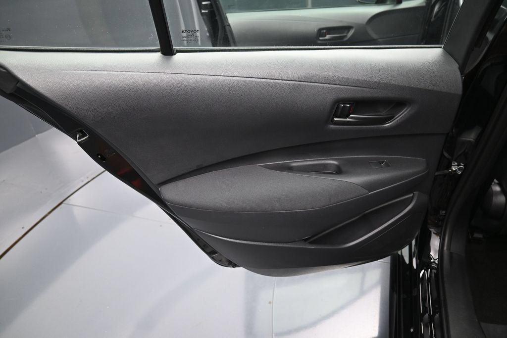 Used 2025 Toyota Corolla LE FWD image 26