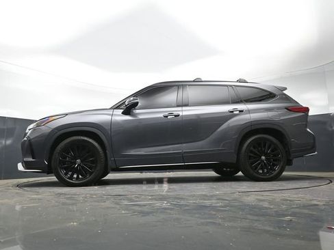 Used 2023 Toyota Highlander XSE image 40