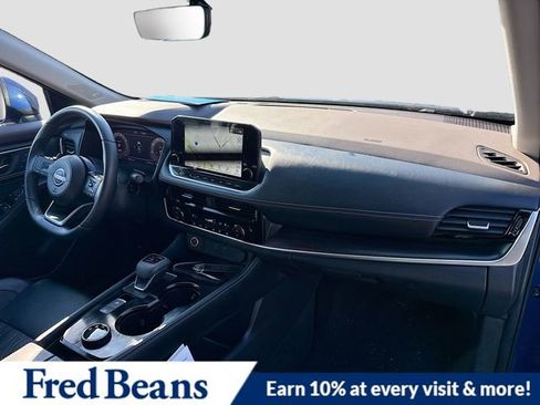 Used 2023 Nissan Rogue Platinum image 35