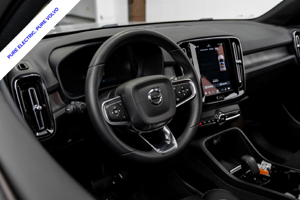 Used 2023 Volvo XC40 Recharge Plus AWD/4WD image 18