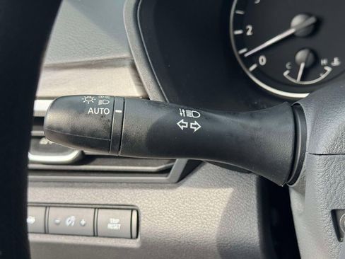 Used 2025 Nissan Altima 2.5 SV FWD image 22