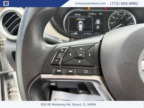 Used 2020 Nissan Versa SV FWD image 21