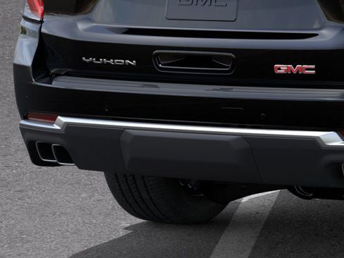 New 2026 GMC Yukon XL Denali image 7