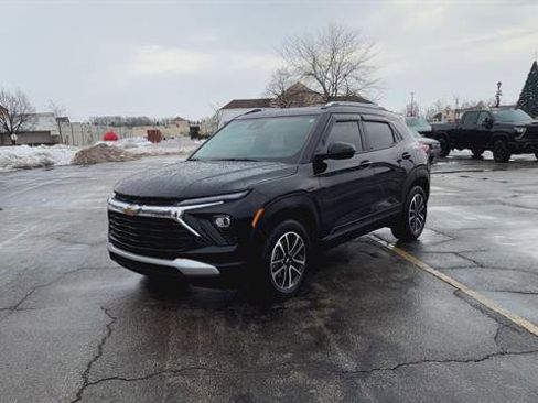 Certified 2024 Chevrolet TrailBlazer LT w/ Convenience Package image 3