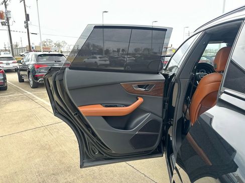 Used 2025 Audi Q8 Prestige AWD/4WD image 23