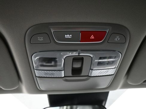 Used 2024 Kia Telluride S w/ S Sunroof Package image 17