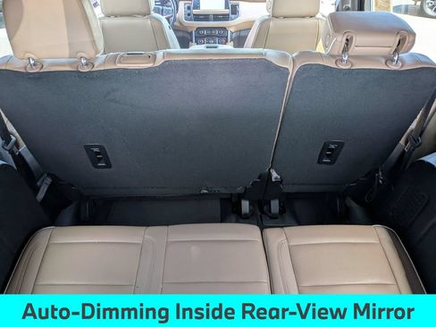 Used 2024 Chevrolet Suburban Premier AWD/4WD image 34