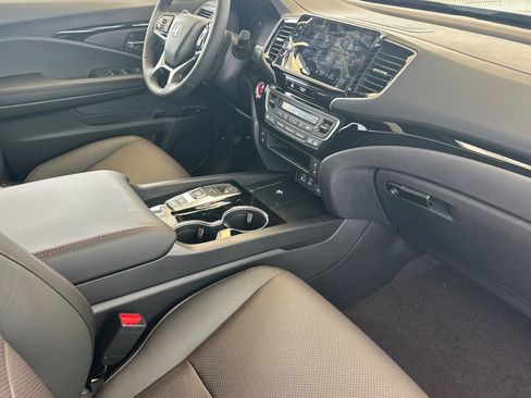 New 2026 Honda Ridgeline Black Edition image 16