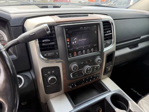 Used 2015 RAM 3500 Laramie image 19