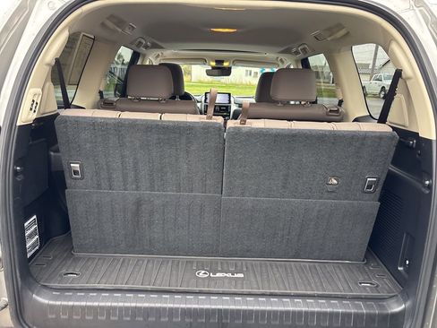 Used 2023 Lexus GX 460 Premium image 33