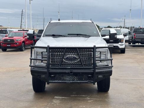 Used 2019 Ford F250 Platinum w/ Platinum Ultimate Package image 9