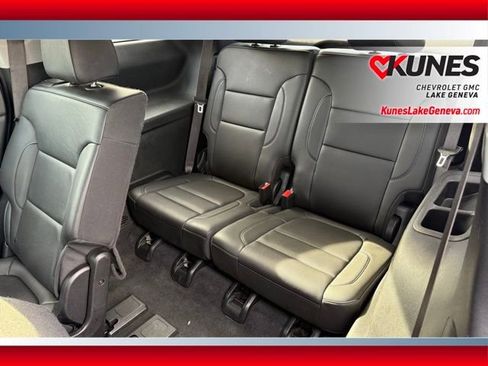 Used 2023 GMC Acadia SLT image 19