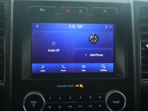 Used 2020 Ford Expedition XLT image 6