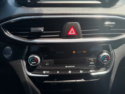 Used 2019 Hyundai Santa Fe Limited FWD image 19