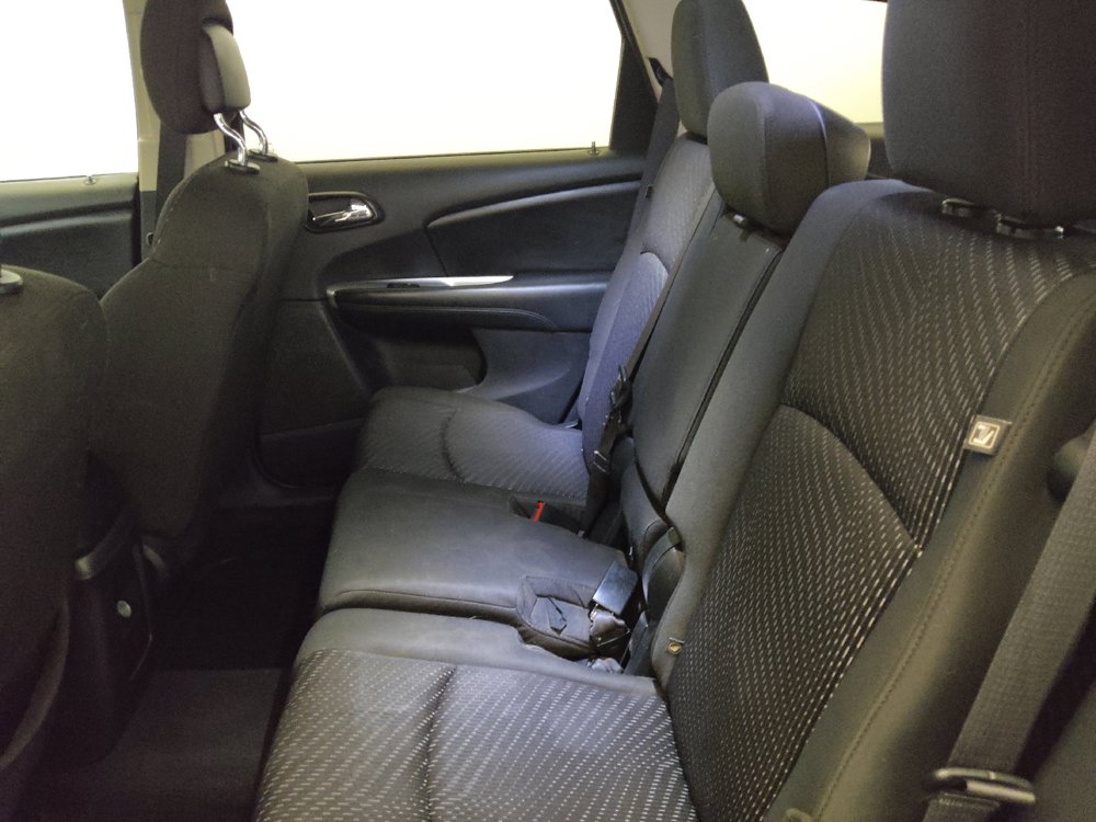 Used 2017 Dodge Journey SXT FWD image 18