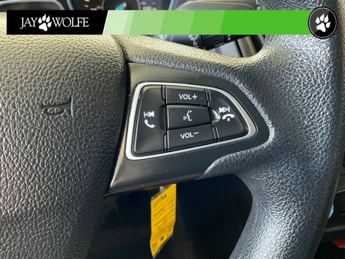Used 2015 Ford Focus SE FWD image 13
