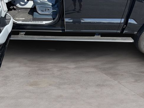 Used 2023 Ford F150 Limited image 10