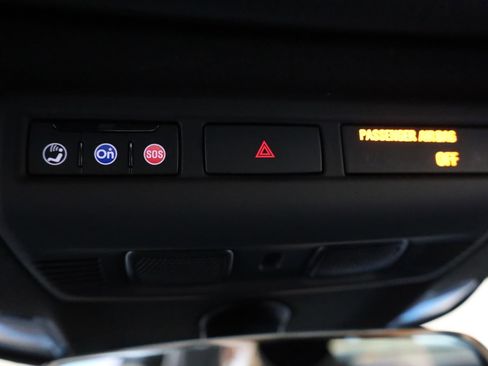 Used 2021 Chevrolet Corvette Stingray Coupe w/ 1LT RWD image 31