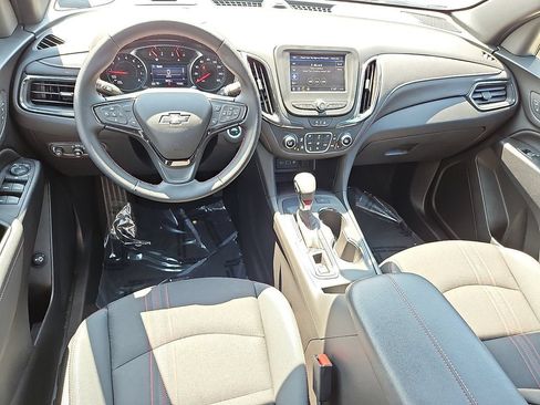 Certified 2023 Chevrolet Equinox RS FWD image 11