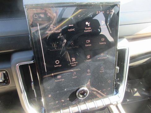 New 2026 GMC Yukon XL Denali image 20