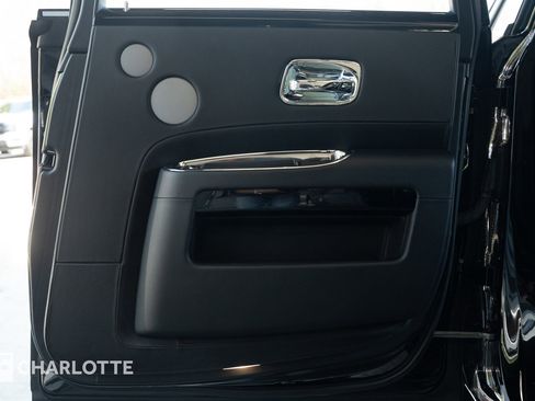 Used 2016 Rolls-Royce Ghost image 36