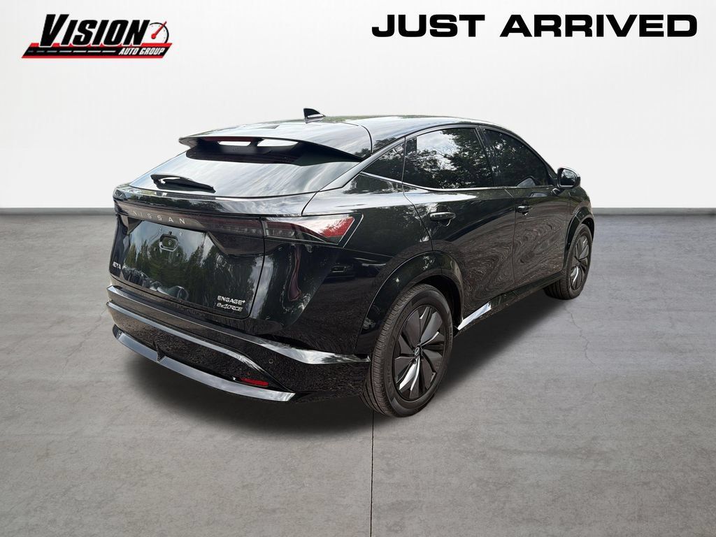 Used 2024 Nissan Ariya AWD image 5