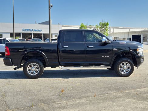 Used 2022 RAM 2500 Laramie AWD/4WD image 8